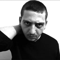 Yunus Emre Saral (35) Yunus Emre Saral: Yönetim Kurulu Başkan Yardımcısı